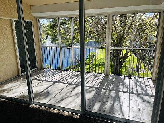 4th image of 14551 Daffodil Dr #1-1808