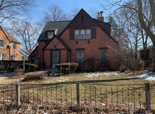 803 S Fairview Ave, Park Ridge, IL 60068