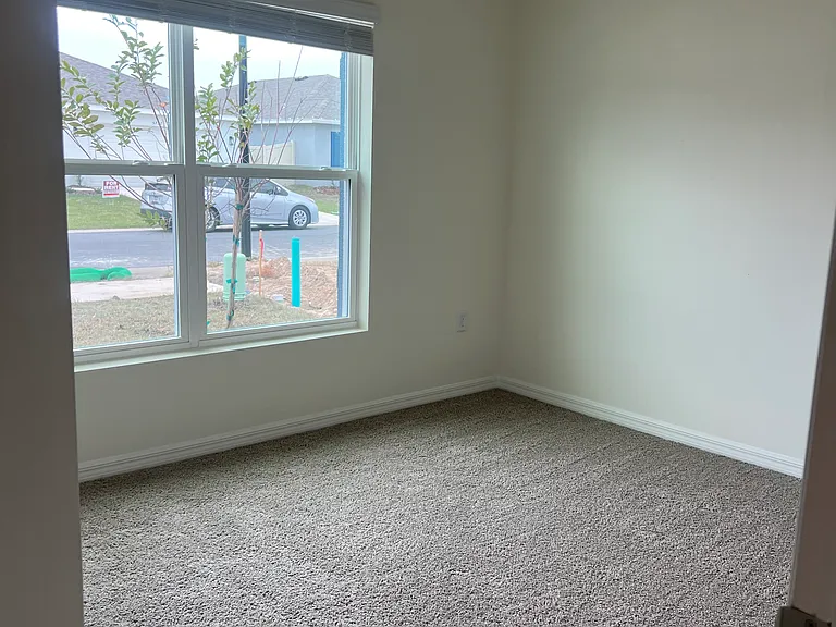 5721 SW 132nd Pl — Photo 8