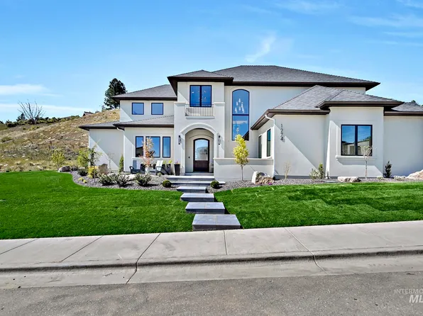 1274 E Chardie Rd, Boise, ID 83702