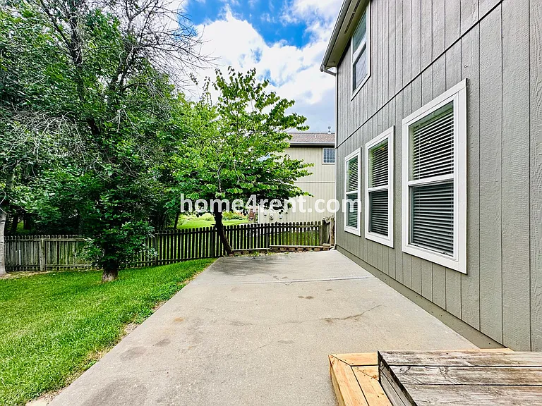 17825 W 160th St — Photo 59