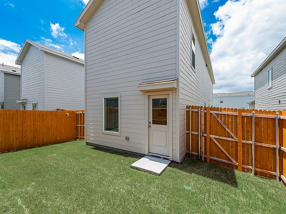 4th image of 6307 Whimbrel Way