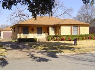 1825 Viewcrest Dr, Dallas, TX 75228