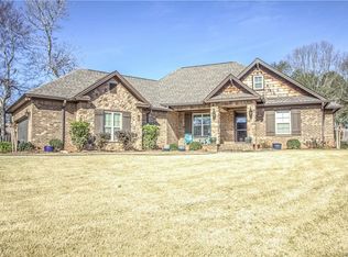 598 Hickory Pl, Wetumpka, AL 36093