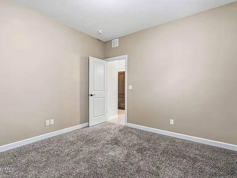 14937 Harry Flournoy Ave — Photo 7