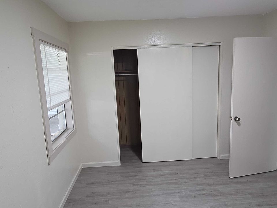 1st image of 515 4th St W #1