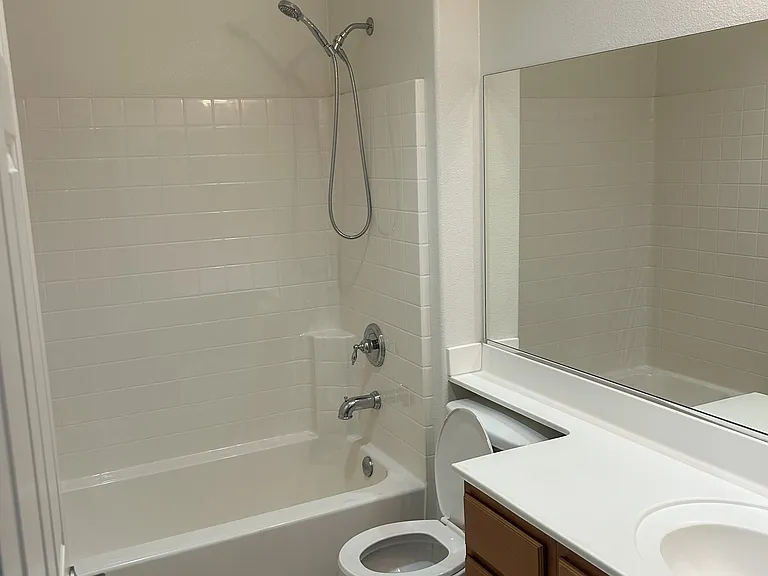 26112 Palm Breeze Ln — Photo 16