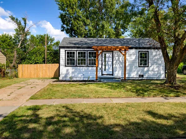 2542 N Chautauqua Ave, Wichita, KS 67219