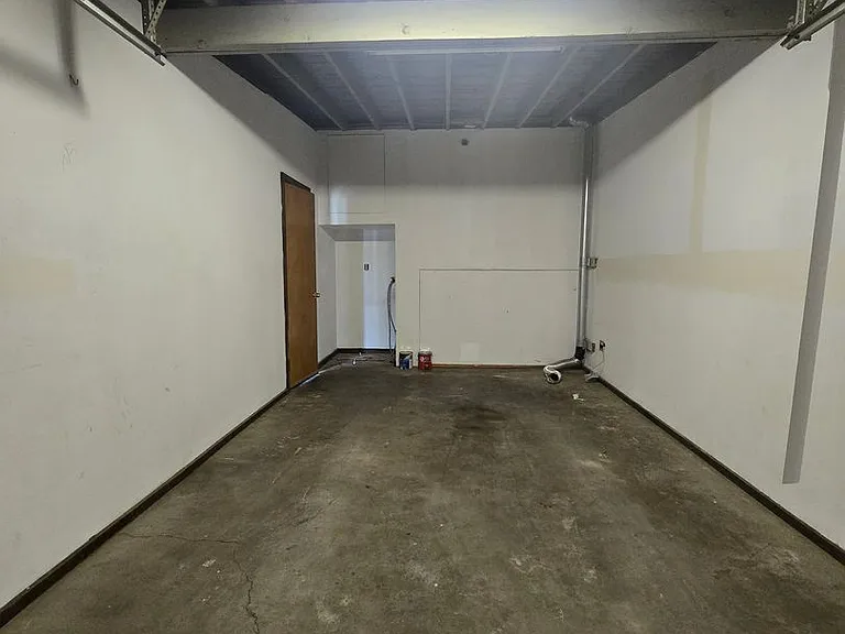 1619 W Pheasant St — Photo 13