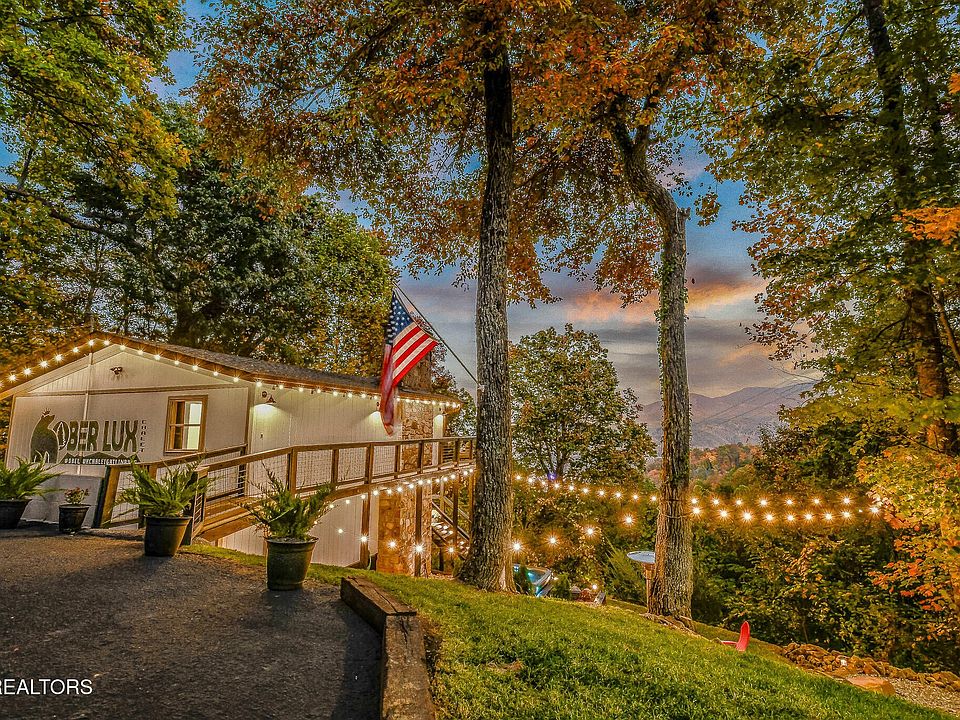 1533 Zurich Rd, Gatlinburg, TN 37738 | Zillow