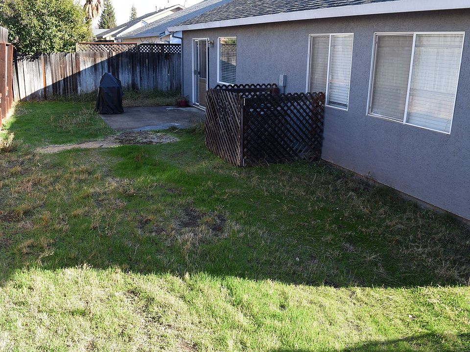 2nd image of 2390 Marsh Dr