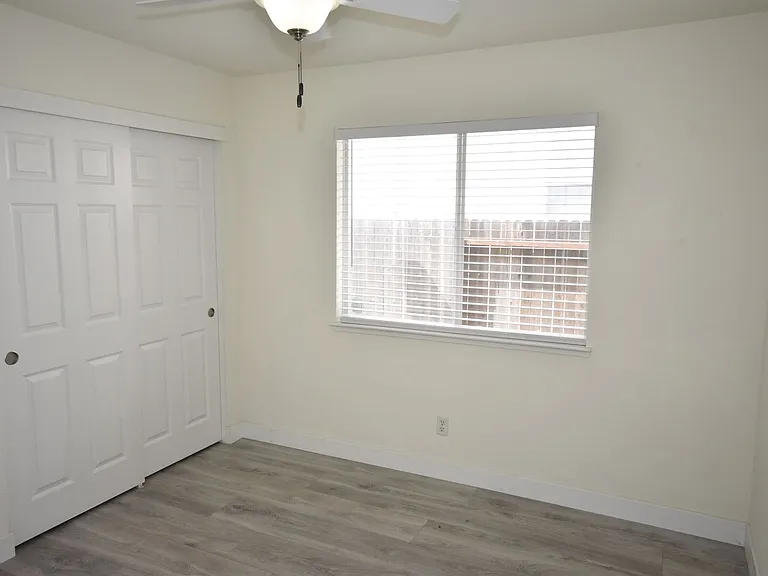 8717 Aspen Hill Ct — Photo 8