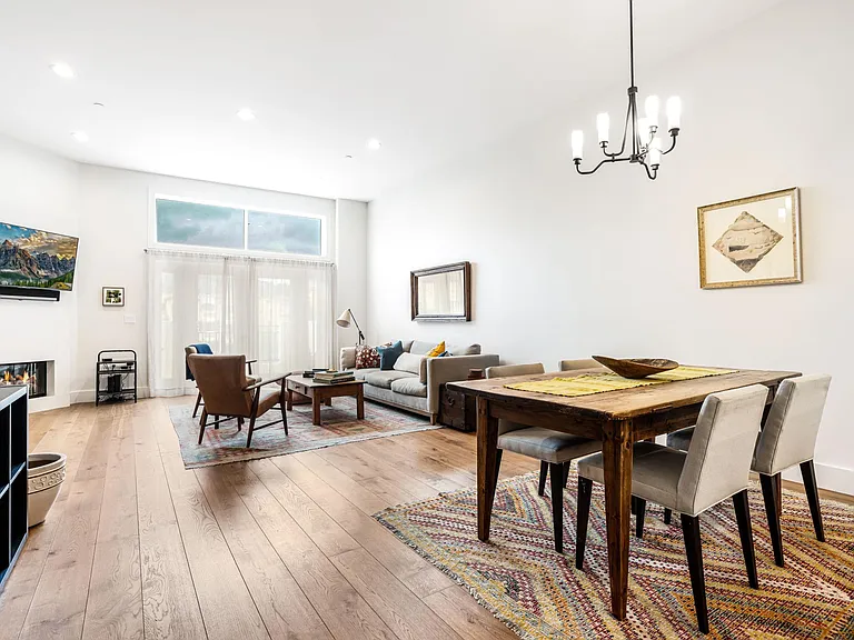 12020 Guerin St #Penthouse 5 — Photo 7