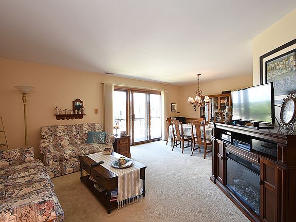 5th image of 9964 W 153rd St APT 3W