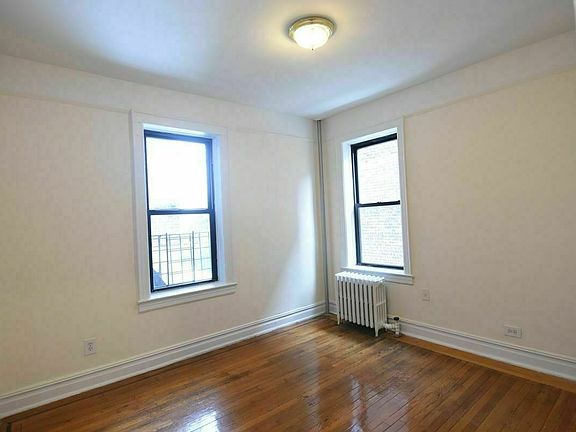 4th image of 56-01 43rd Ave #4B