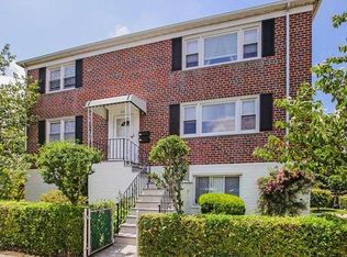 102 Hyatt Ave #3, Yonkers, NY 10704