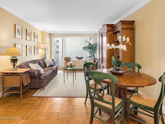 2nd image of 1160 3rd Ave APT 7A