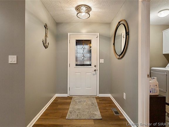 4th image of 5531 Cambridge Court
