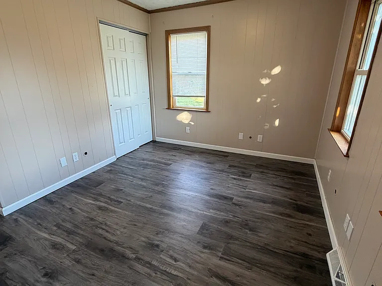 116 Victory Dr — Photo 20