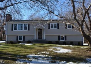12 Acre Ln, Ridgefield, CT 06877