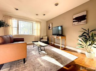 110 Sylvan Ave, Piscataway, NJ 08854