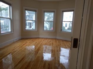 45 Roberts St, Portland, ME 04102