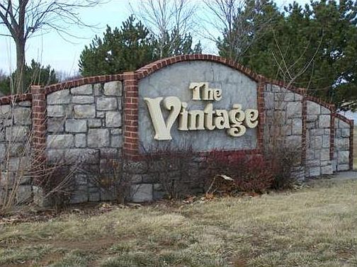 1st image of 2213 Arbor Ln
