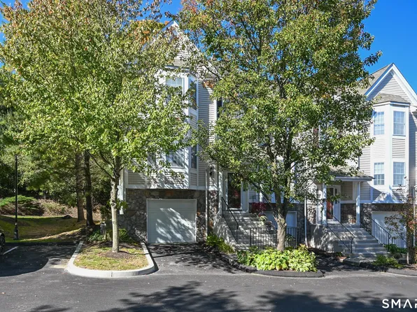 1801 Larson Drive #1801, Danbury, CT 06810