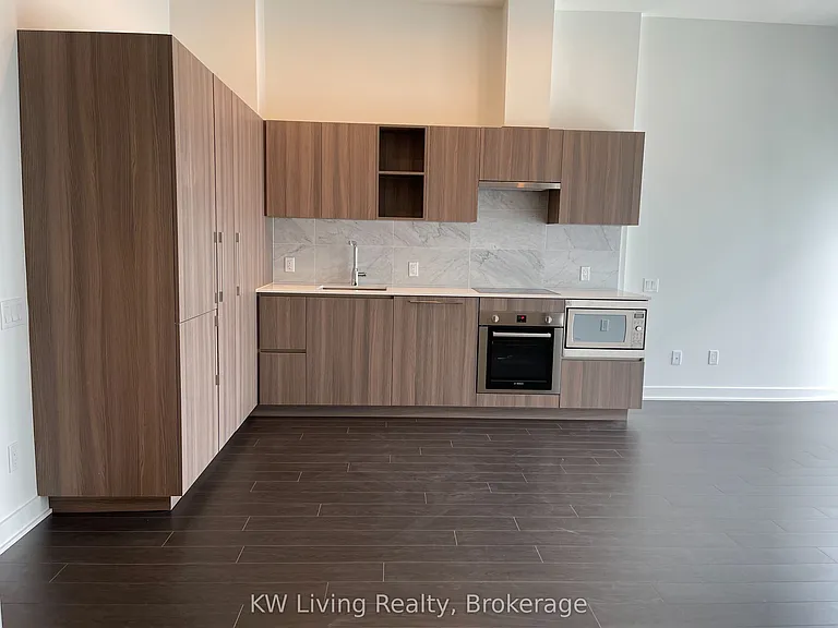 19 Bathurst St #4210 — Photo 7