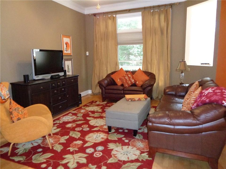 2nd image of 258 McLaren Gates Dr