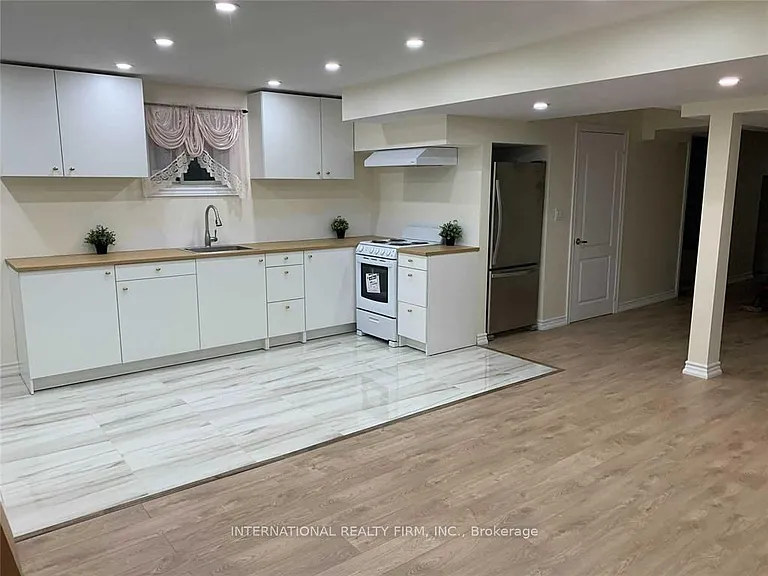 59 Frank Kelly Dr #BASEMENT — Photo 2