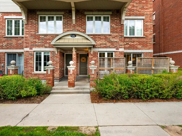 2563 6th Line #16, Oakville, ON L6H 0H7