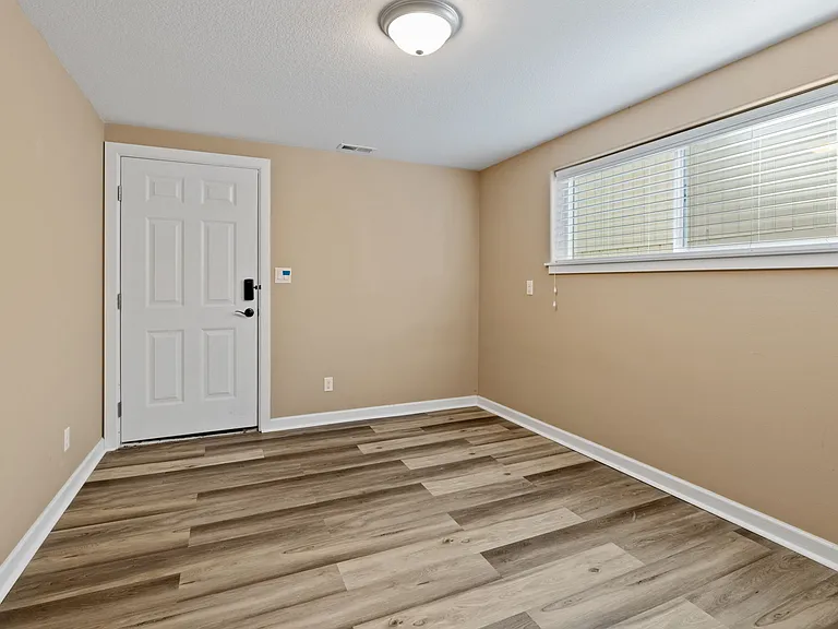 1216 Spruce St — Photo 23