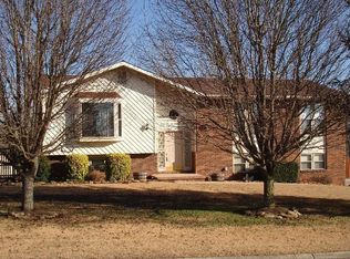 239 Chapman Overlook Dr, Seymour, TN 37865