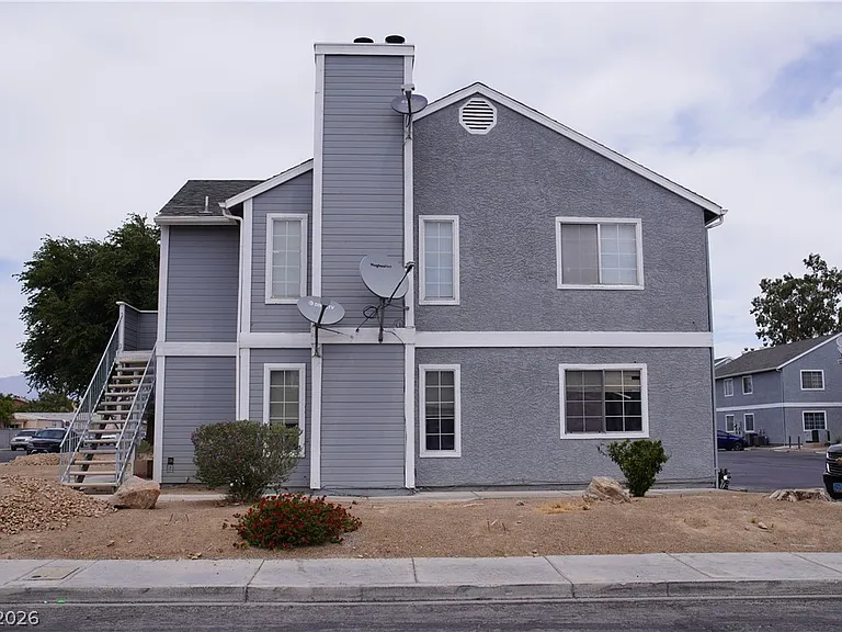 1842 Nebula Dr #270 — Photo 17