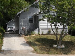 241 58th St, Des Moines, IA 50312