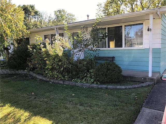 1st image of 930 Chula Dr