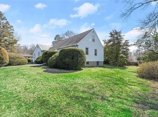 98 Monica Rd, Greenwich, CT 06831