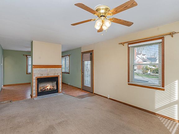 3rd image of 6815 Sunray St