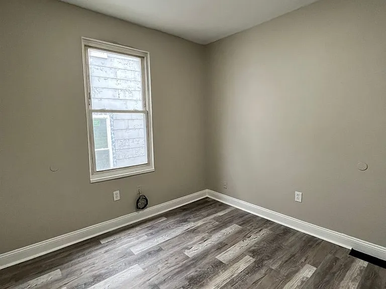 1214 Gilsey Ave — Photo 20