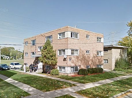 1st image of 2100 Williamsburg Dr