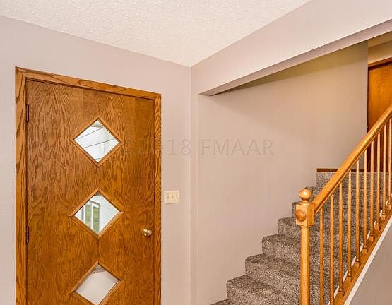 3rd image of 122 13th Ave N