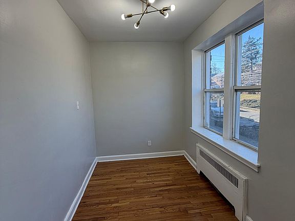 2nd image of 356-355 Stuyvesant Ave #114