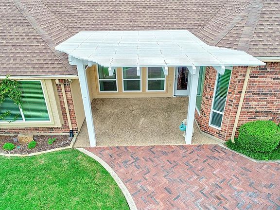 5th image of 1448 Mayflower Ln