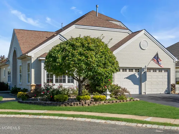 6 Avalon Court, Manchester, NJ 08759