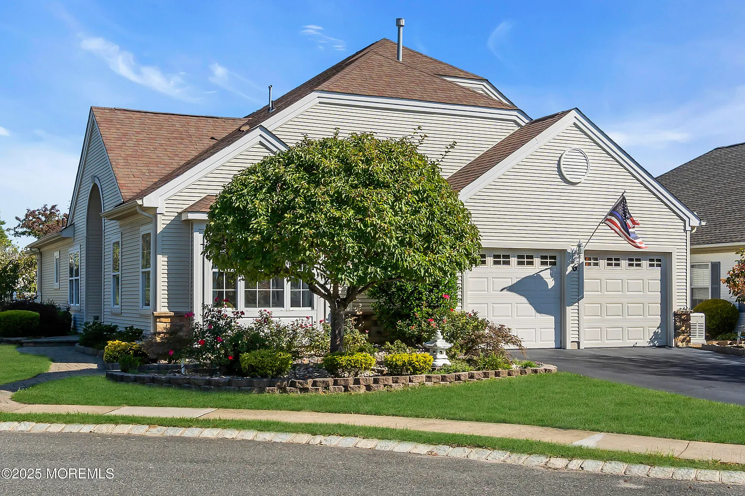 6 Avalon Court photo 1