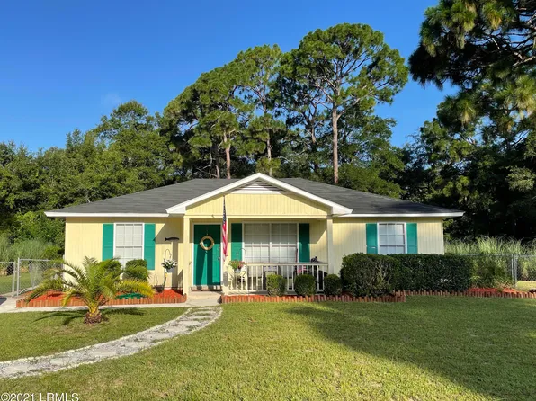 3 Robin St, Hilton Head Island, SC 29928
