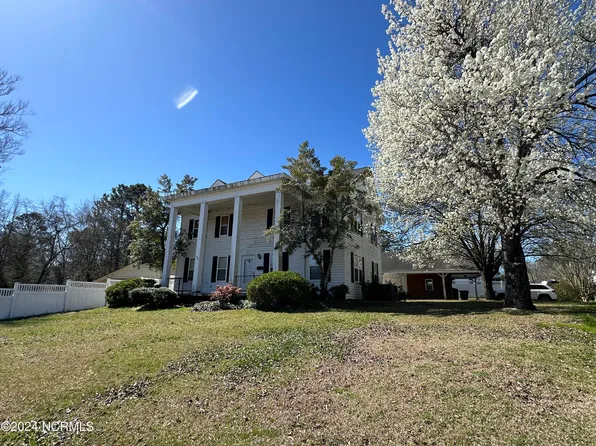 408 N King Street, Windsor, NC 27983