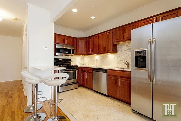 Rented by Halstead Real Estate | media 16