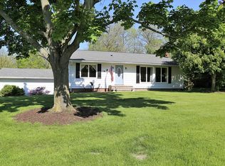 15251 Colebright Dr, Strongsville, OH 44136